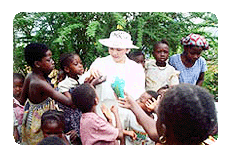 La liste Une liste des activit&eacute;s de secours humanitaires de Ma&icirc;tre Supr&ecirc;me Ching Hai et SonAssociation